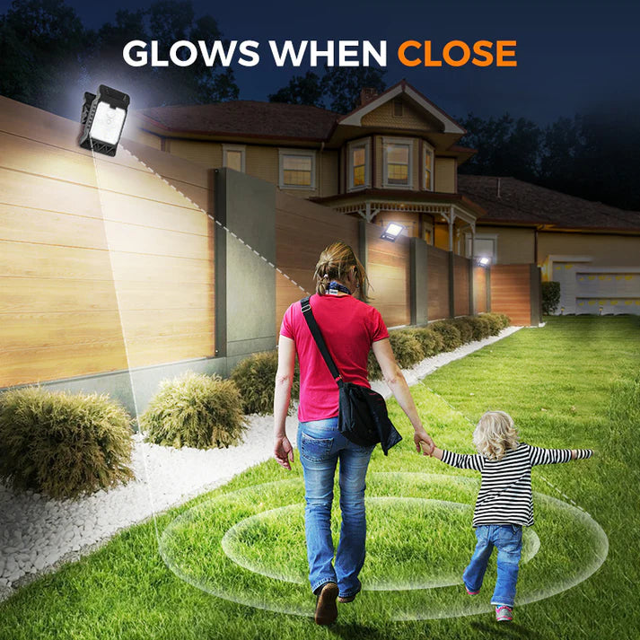 Outdoor Solar Clip Light with Motion Sensor