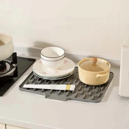 Multifunctional and Foldable Silicone Drainage Mat