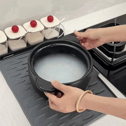 Multifunctional and Foldable Silicone Drainage Mat